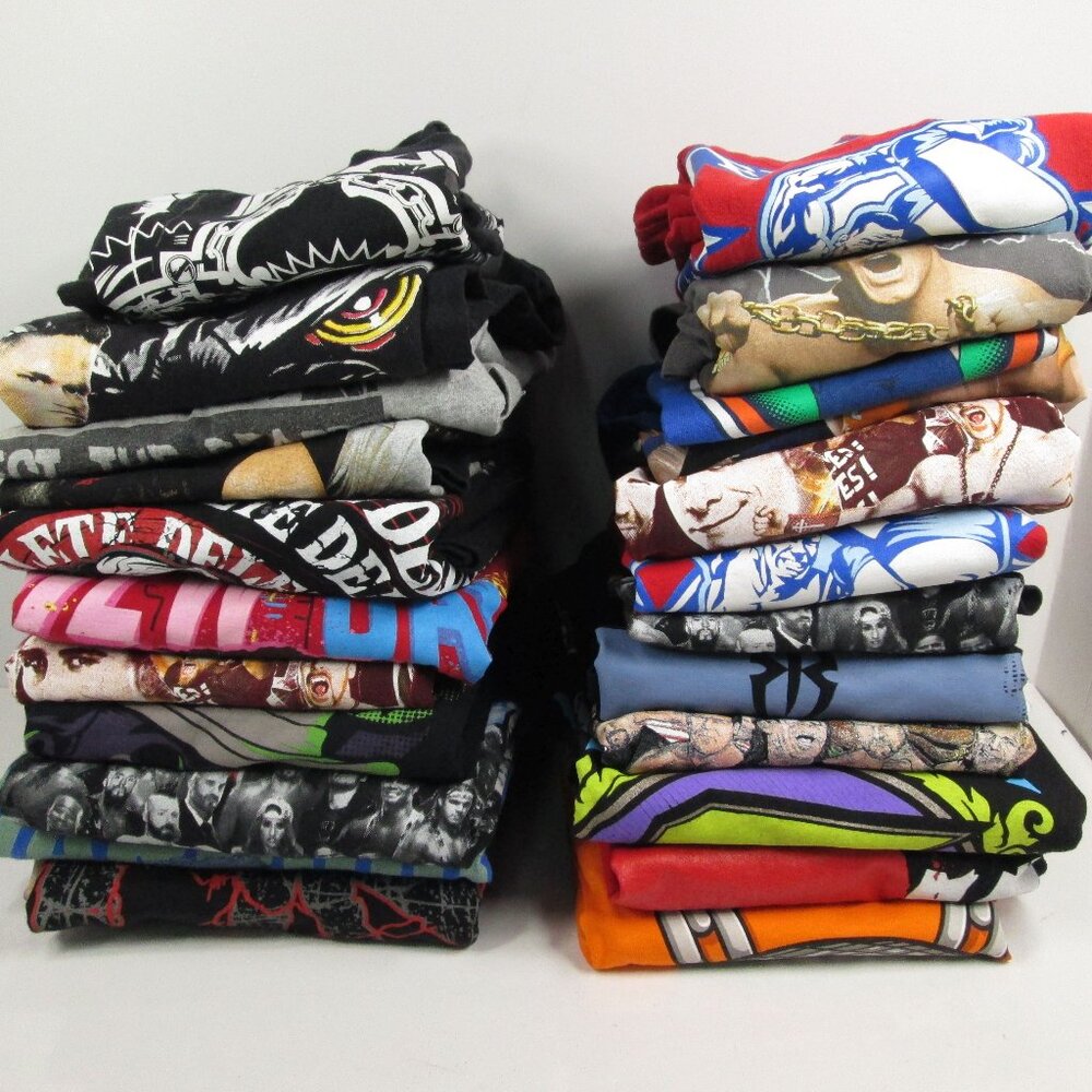 25 WWE/WWF T-shirts Lot Cena, Ultimate Warrior, Undertaker, Dynasty, Brodus Clay